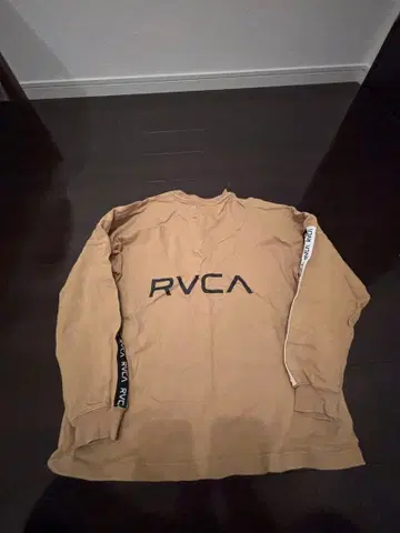 RVCA 베이지 긴팔