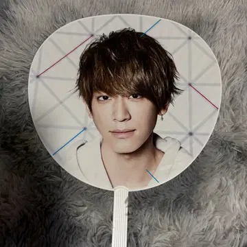 코야마 케이치로 WORLDISTA 부채