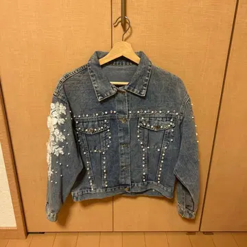 데님 자켓 펄 자수 부착