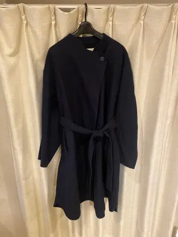 AEWENMATOPH 이우엔마트프 네이비 벨트 롱 코트