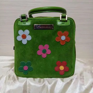 GILLIE FLOWER CUBE 주사위형 백