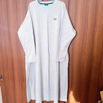 뉴발란스 슈패치 원피스