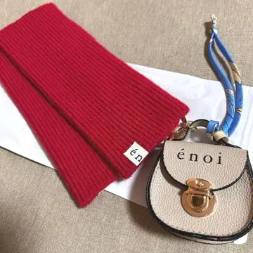 에노이 빨간색 암커버