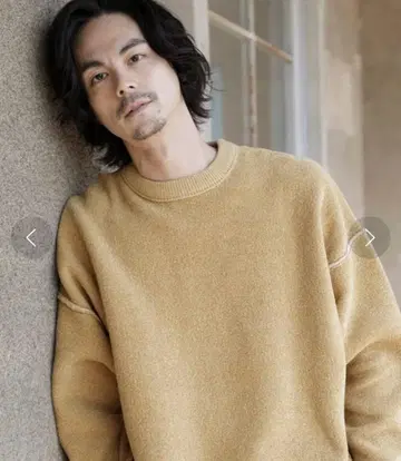 몰 리버서블 니트 풀오버