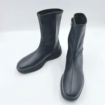 [ 미사용급 ] UNIQLO:C 스트레치 숏부츠 블랙 23.5