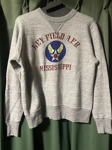 버즈릭슨 맨투맨 L