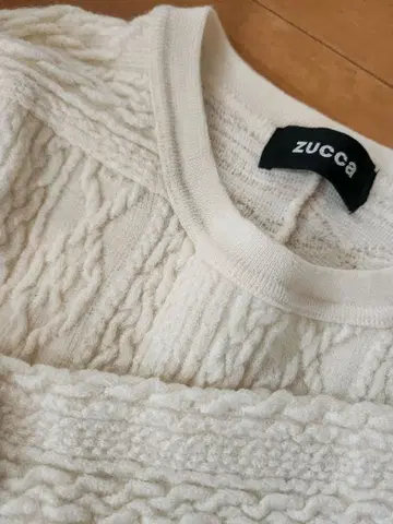 ZUCCa 주카 아이보리 케이블 니트 롱 원피스 화이트