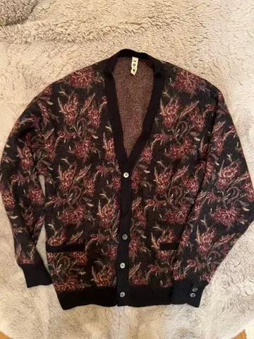 kooi 모헤어 가디건