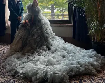 민트 그린 튤 프릴 드레스