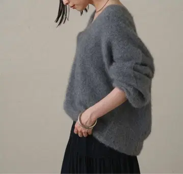 컨디션 최상 Loungedress FUR 캐시미어 V넥 니트 그레이