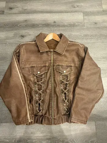 새상품급 다리치 라인 가죽 오버 자켓 브라운 freesize