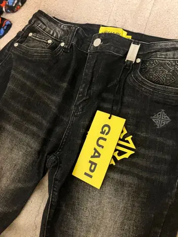 GUAPI 스키니 데님 블랙 SIZE 32