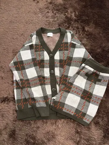 젤라또피케 체크 무늬 니트 룸웨어 세트