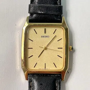 SEIKO 시계 5E31-5A50 골드