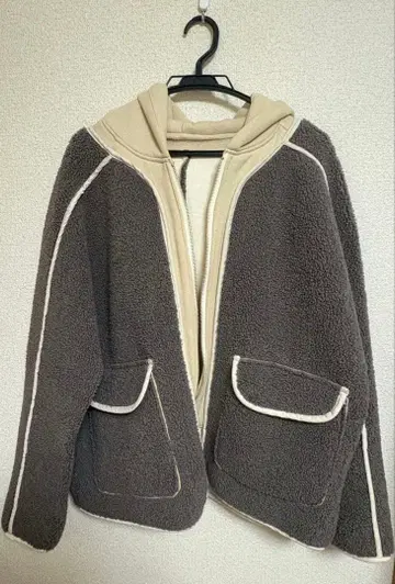 To the sea 바이컬러 보아 자켓