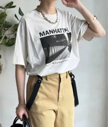 [ DOUDOU ] MANHATTAN 그래픽 T셔츠