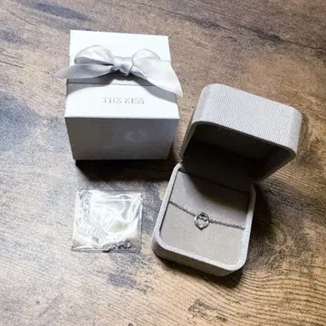THE KISS 실버 목걸이