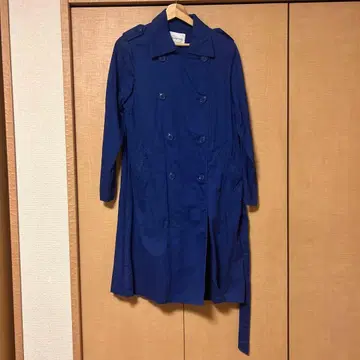 네이비 트렌치코트 더블 브레스트