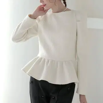 MERAKI 메라키 트위드 페플럼 상의 화이트 S 사이즈