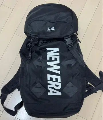 NEW ERA 백팩 블랙