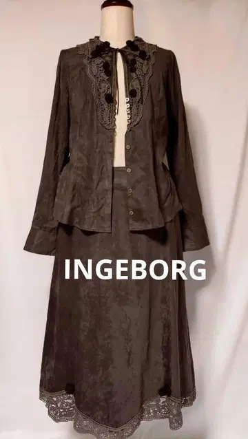 INGEBORG 스웨이드 셋업
