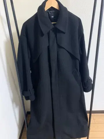 HARE 블랙 스텐카라 코트