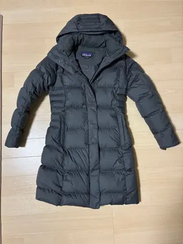 Patagonia wms Down With it Parka