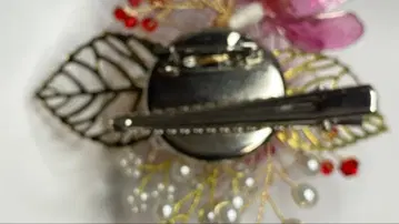 딥 플라워 빨간 꽃 코사지 브로치