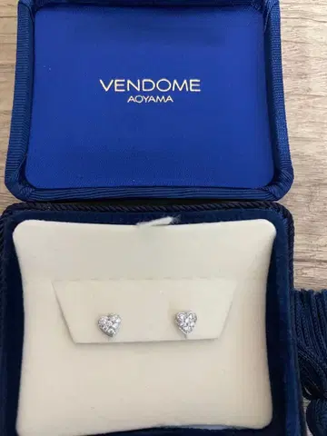 VENDOME Aoyama 하트형 귀걸이
