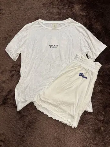 젤라또피케 룸웨어 세트 화이트