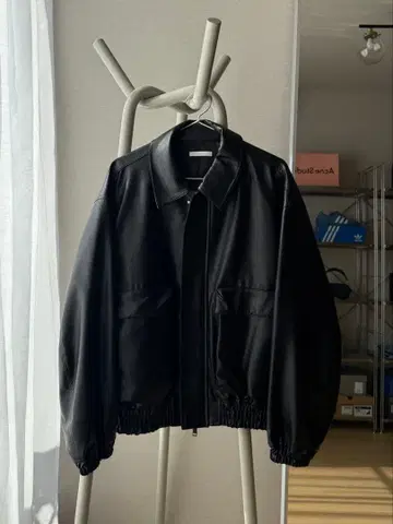 [ WYM ] ARTIFICIAL GRAIN SHORT BLOUSON