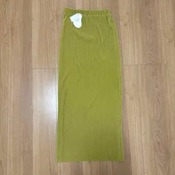 [ 택 포함 새상품 ] wee9s 슈퍼 스트레치 플리츠 스커트