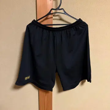 GOLD'S GYM 블랙 숏팬츠