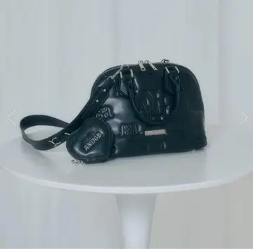 ANDGEEBEE 로고 모노그램 숄더백