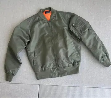 MA-1 스타일 자켓 올리브 그린