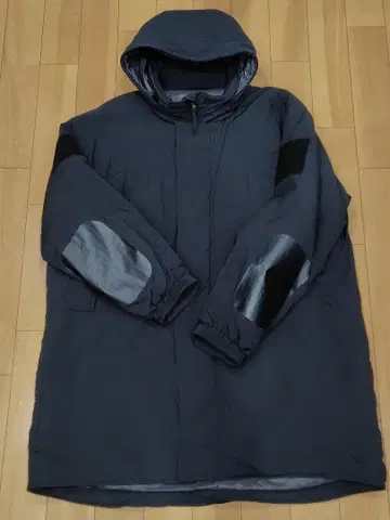 거의 새상품 착용 1회 와일드 띵스 몬스터 후드티 L 사이즈