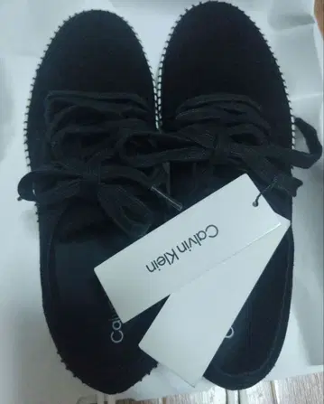 Calvin Klein 블랙 스니커즈