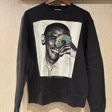 russell 그래픽 프린트 맨투맨