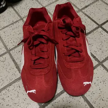 PUMA 스피드캣 레드 스니커즈