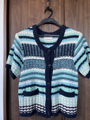 한국 douze 스트라이프 반팔 가디건