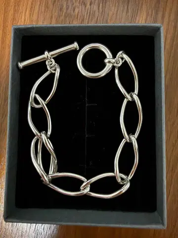 Jouete 실버 체인 팔찌