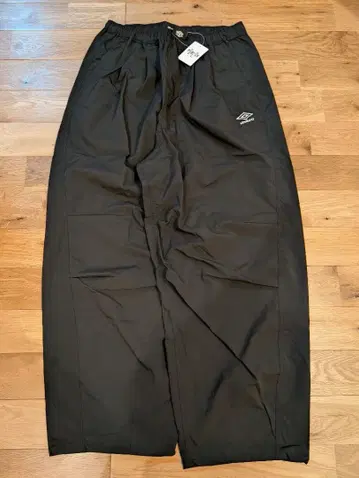 새상품 UMBRO x PUBLUX 엄브로 이지 팬츠 파브룩스