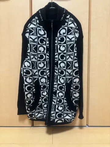 이타리야 집업 가디건