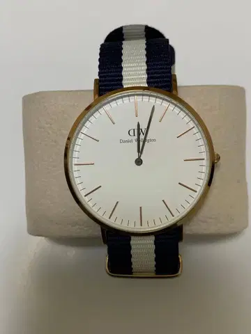 배터리 교체 완료 Daniel Welington 다니엘 웰링턴 손목시계