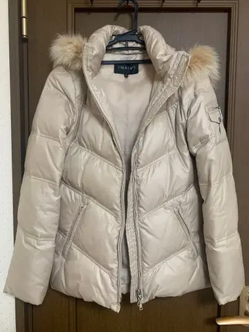INDIVI 베이지 다운 자켓 38