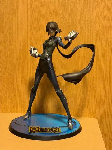 메가하우스 Lucrea 페르소나5 니지마 마코토 피규어