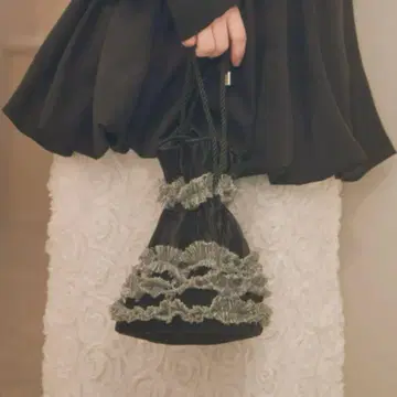 Casselini 튤 프릴 복조리 백