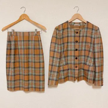 아쿠아 스큐텀 고급 체크 셋업 자켓 스커트