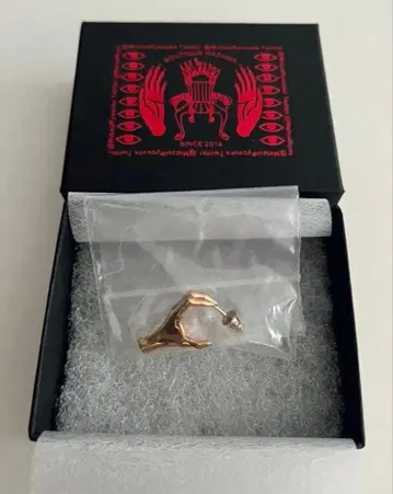 hazama 이끌리는 운명의 귀걸이 핑크 골드