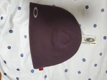 Oakley 니트 모자 보라색 미사용